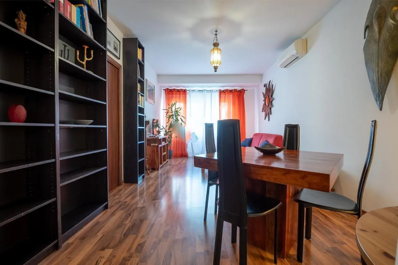Rialto Apartment Vatican Museums Rome 0*,  Italy